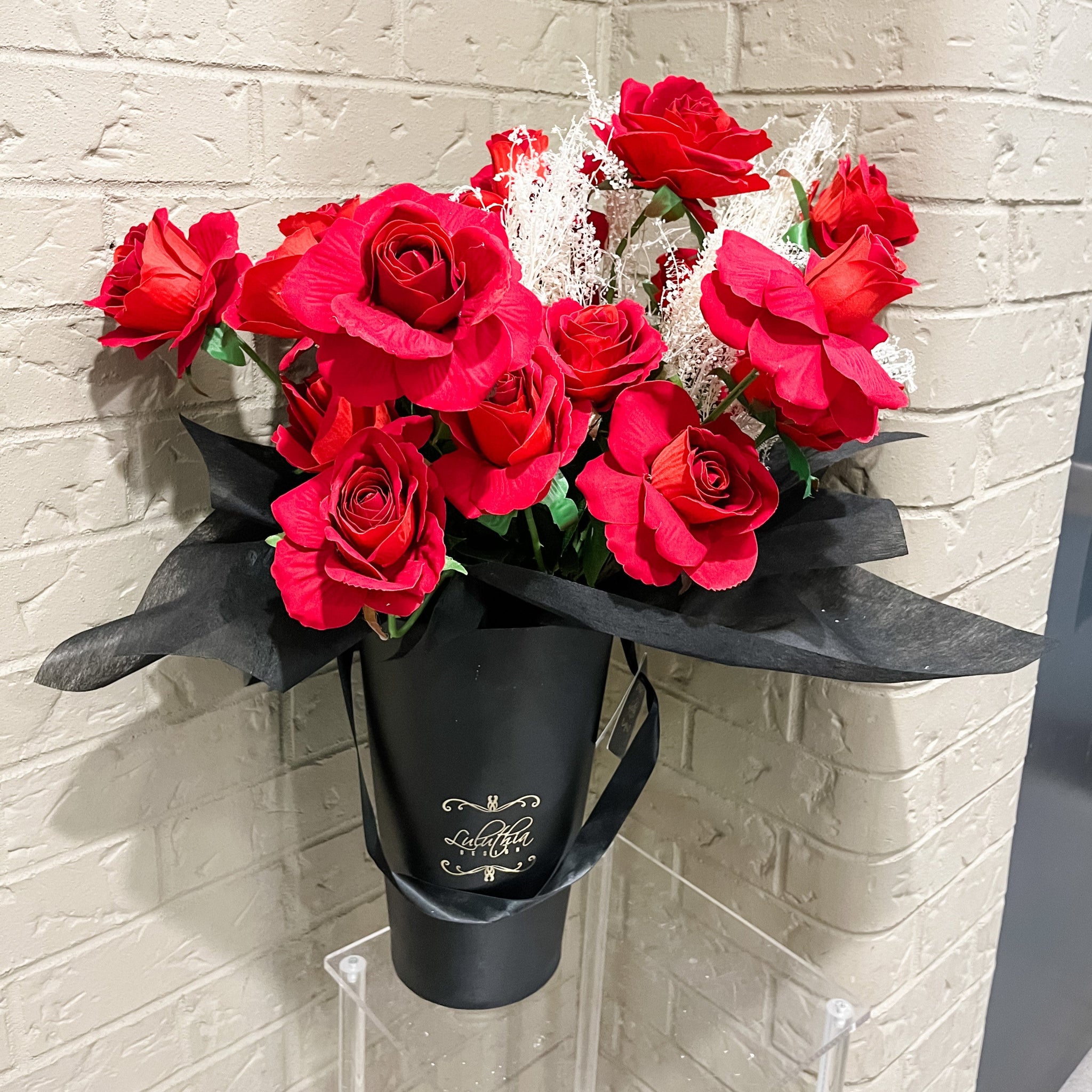 Daily Fresh Roses. Shop PREMIUM 60cm FRESH ROSES – Luluthia Design Inc